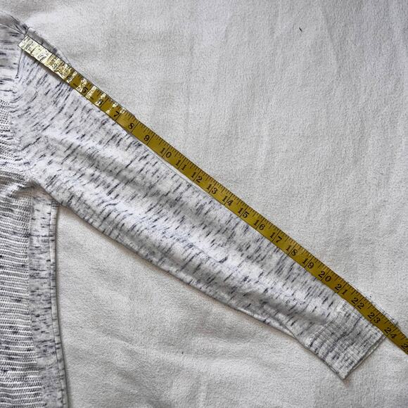 Talbots Petite Heathered Light Gray Ribbed Light Weight Crew Neck Sweater-LP: i - Picture 9 of 12